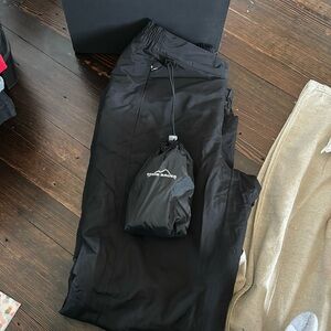 Like New Eddie Bauer Ski Pants